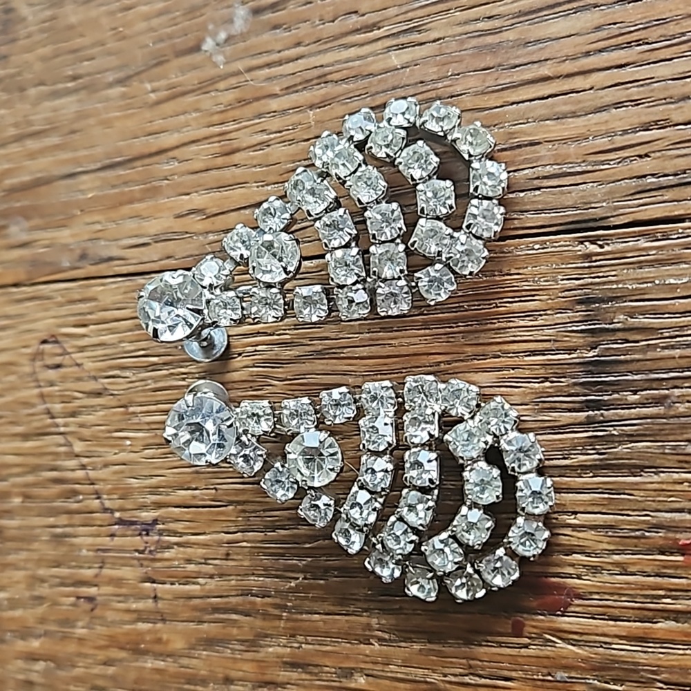 Vintage Rhinestone earrings